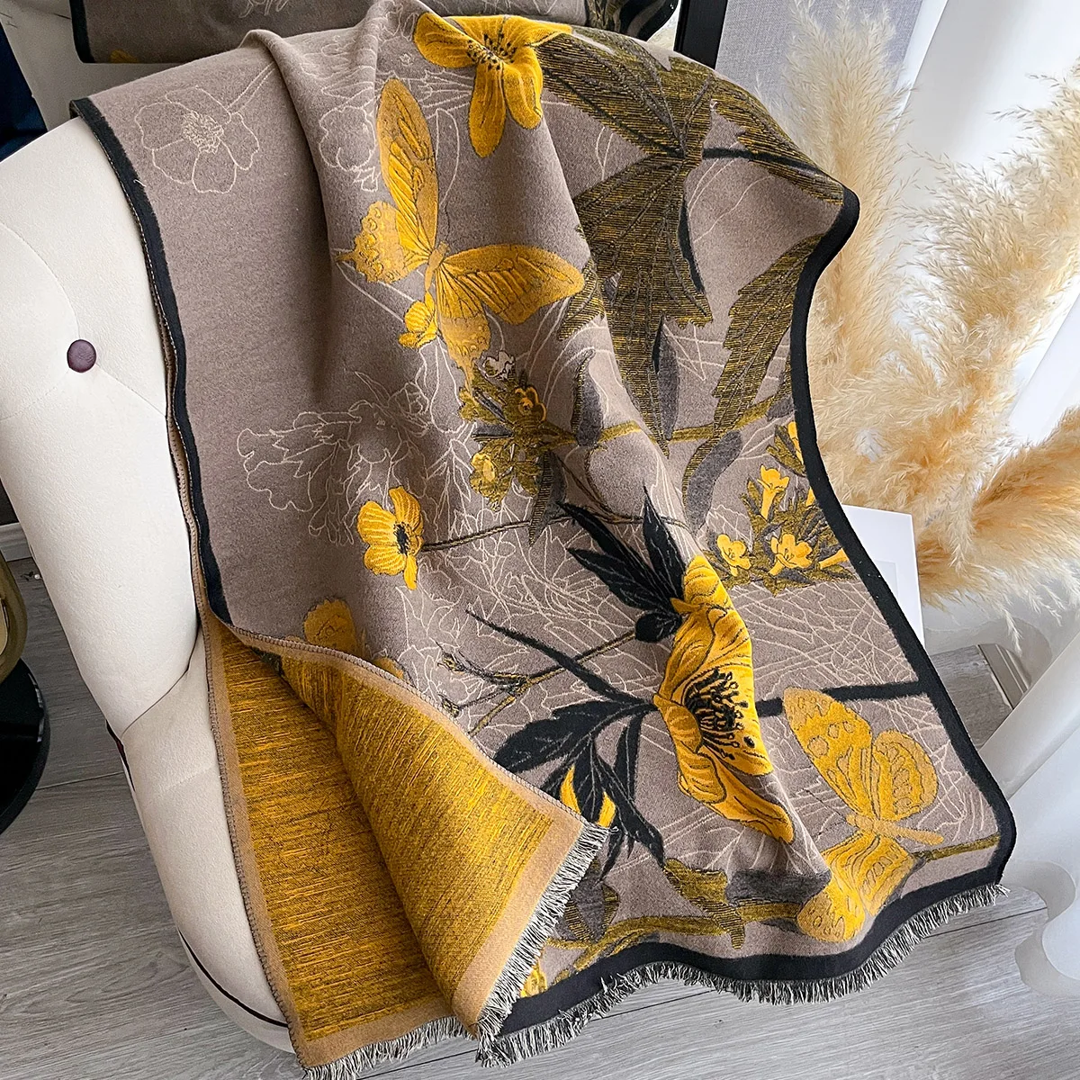 New Brand Butterfly Two-Sided Jacquard Pashmina Scarf Cashmere Warm Fringe  Shawl Winter Outdoor Coldproof Windproof Blanket