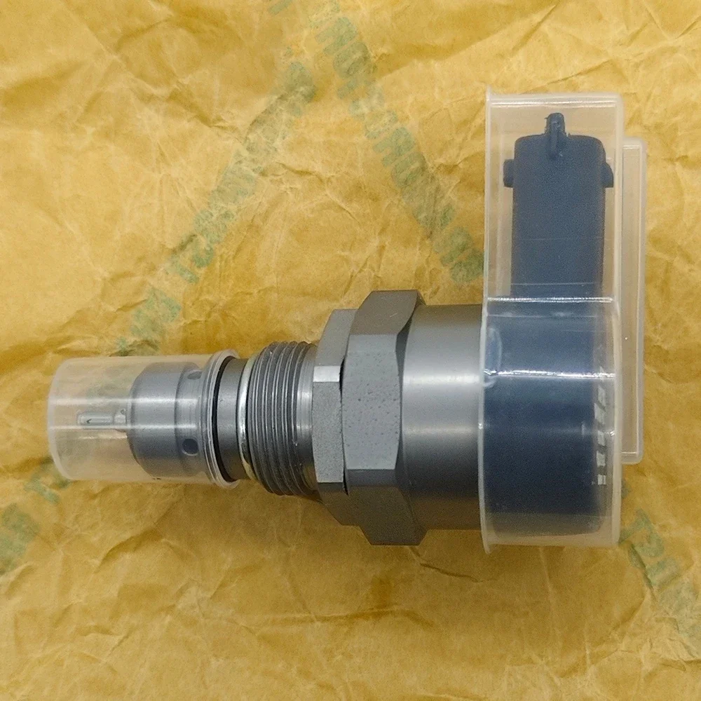 NEW High Quality 0281006405 314022F600 FUEL RAIL PRESSURE RELIEF REGULATOR For HYUNDAI KIA 31400-2A650 31402-2F600 0281006404
