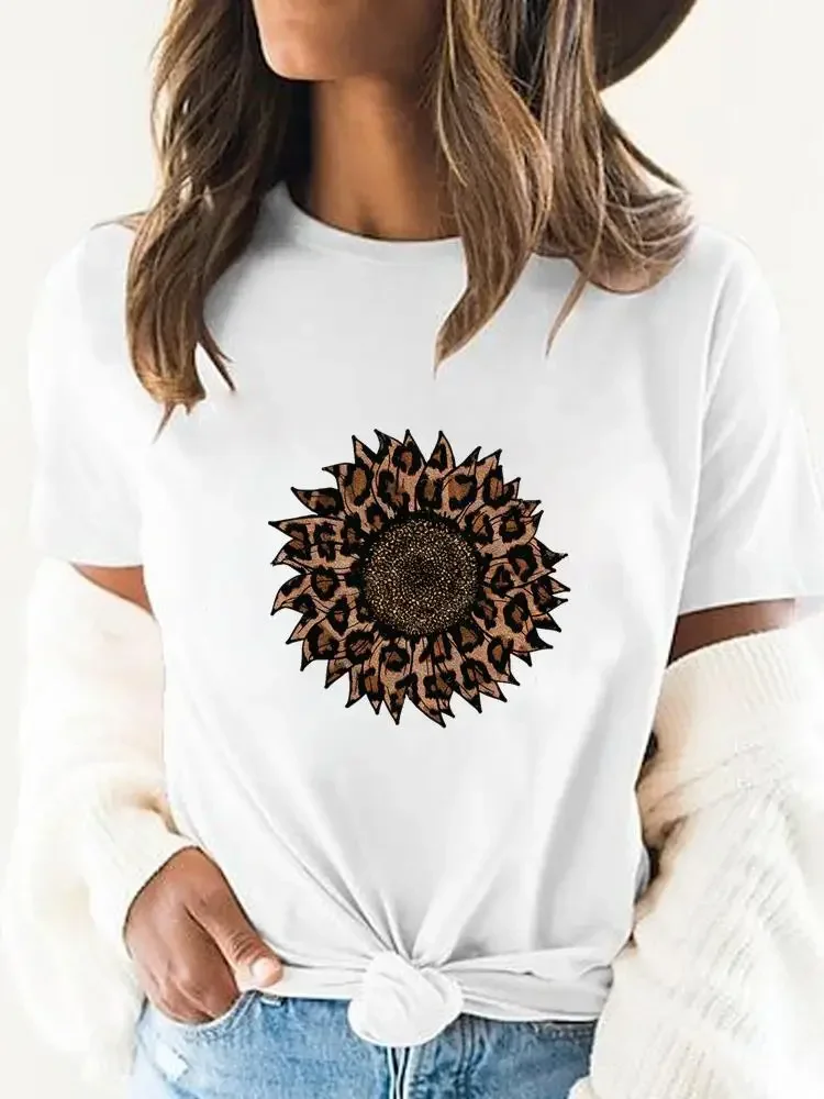 

ClothingSummerWomenPrintedShortSleeveTeeTFemaleLovelyFlowerTrend90sCasualFashionClothesGraphicT-shirts