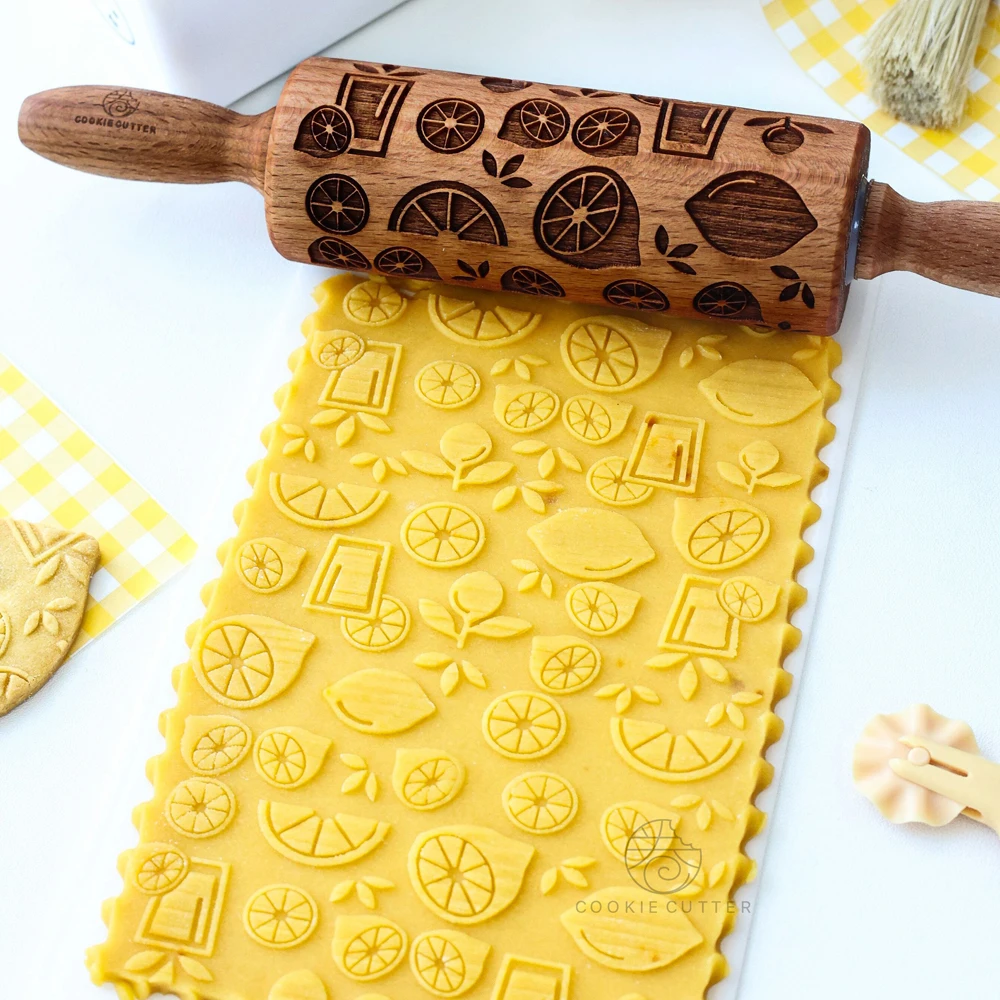 

Lemon Drink Shape Wooden Rolling Pin 3D Fruit Print Hand Pressure Biscuit Cookie Mold Sugarcraft Dessert DIY Baking Tools
