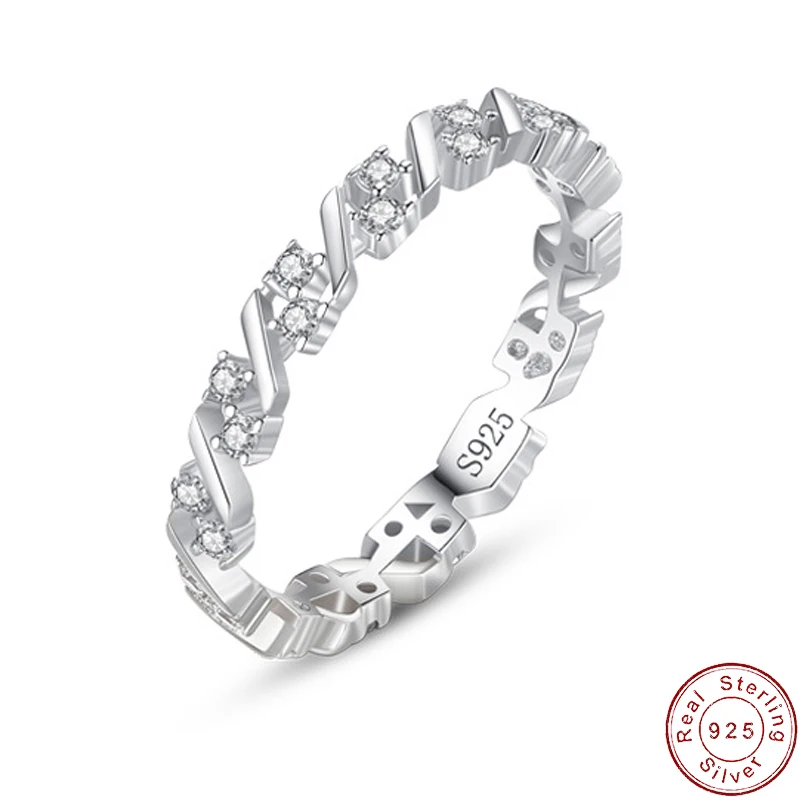 

Женское кольцо из серебра 925 пробы с цирконом AAA
