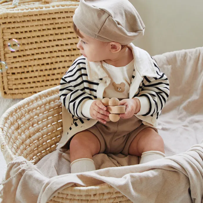 Description Picture 5 of item2025 Autumn New Baby Long Sleeve Lapel Coat Boys Fashion Splicing Striped Coat Infant Girls Solid Casual Jacket Toddler Clothes