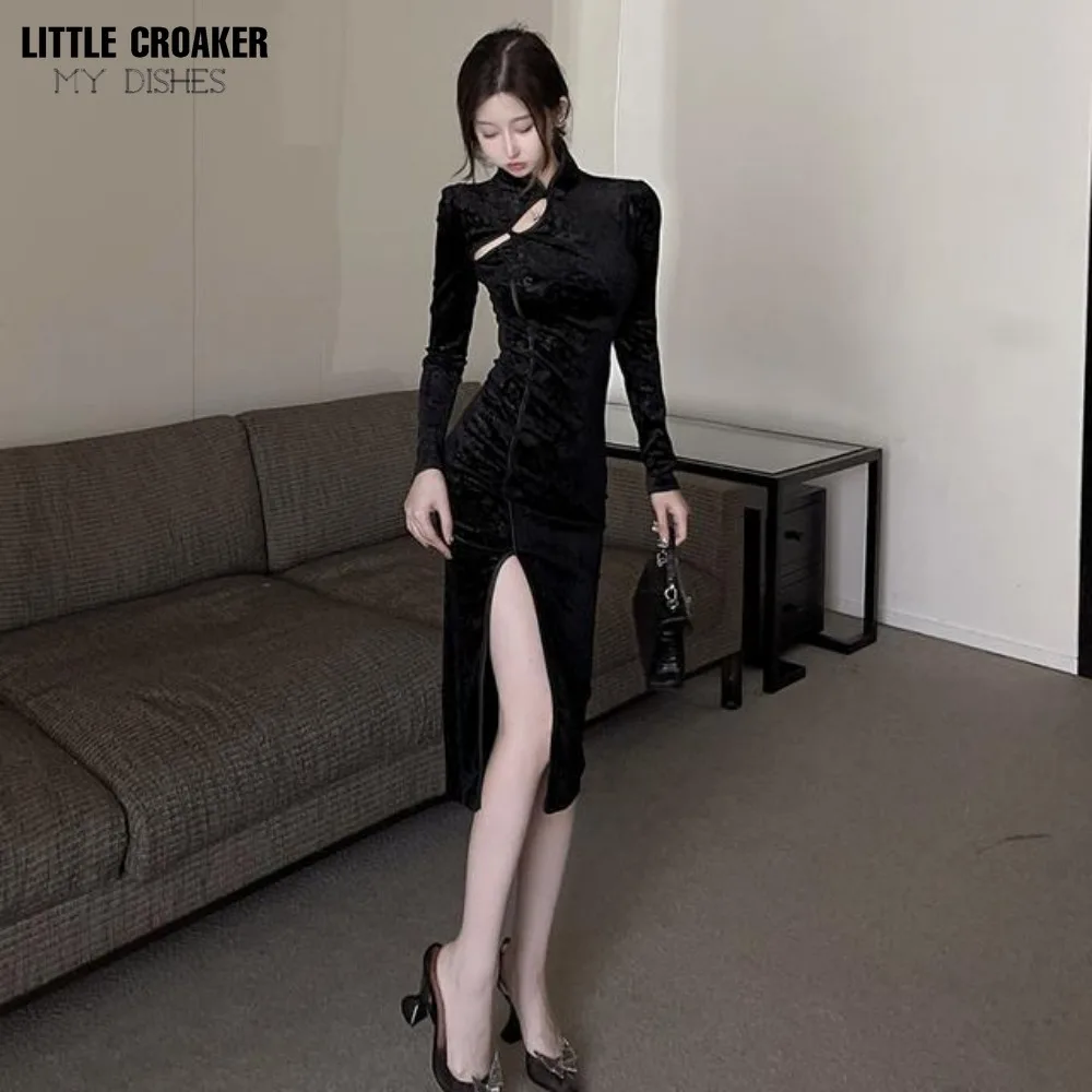 Women High End and Unique Design Bone Etched Chinese Dark Black Retro Embossed Velvet Young Girl\'s Improved Cheongsam Dress