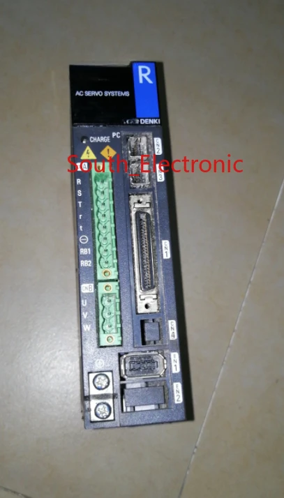 

RS2A01A0AL0W00 servo driver , In good working condition, free shipping