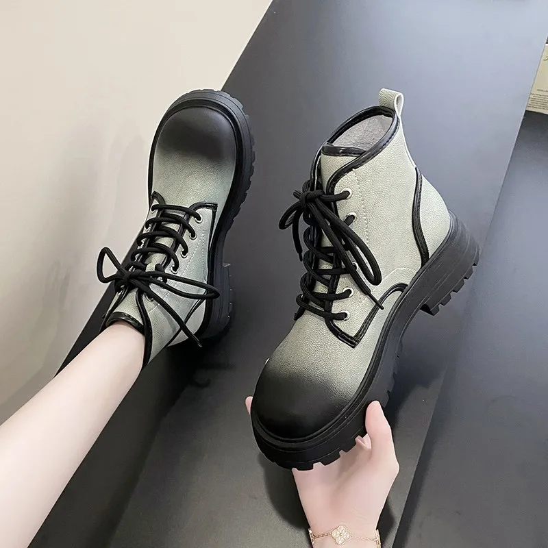 

Women's Black Gradient Color Front Lace Martin Boots Women'sThick-soled Short Boots Luxury Chelsea Boots Platform Ankle Boots