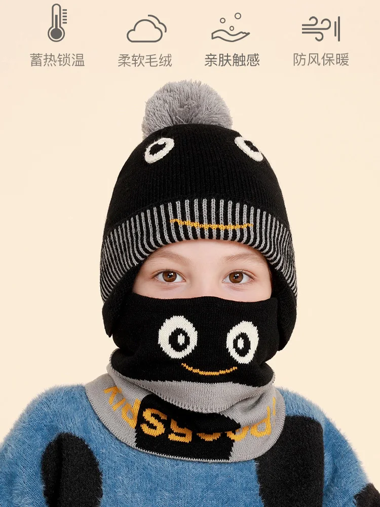Boys' warm hat and scarf two-piece set outdoor children's cartoon plus velvet knitted hat and scarf set available for