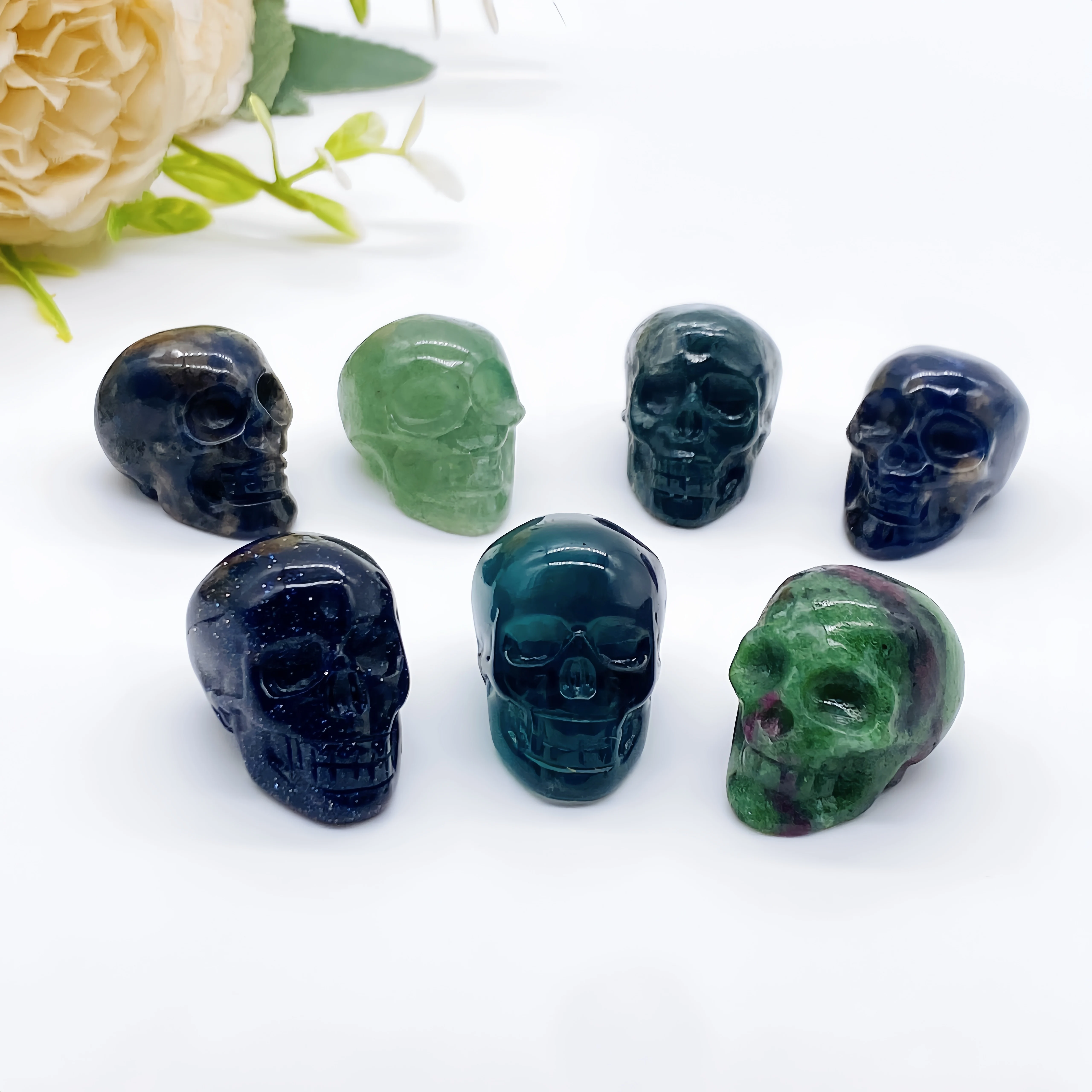 30mm Natural Crystal Mini Skull Head Statue Quartz Stone Cranium Witchcraft Figurine Hand Carved Home Decor Halloween Gift 2
