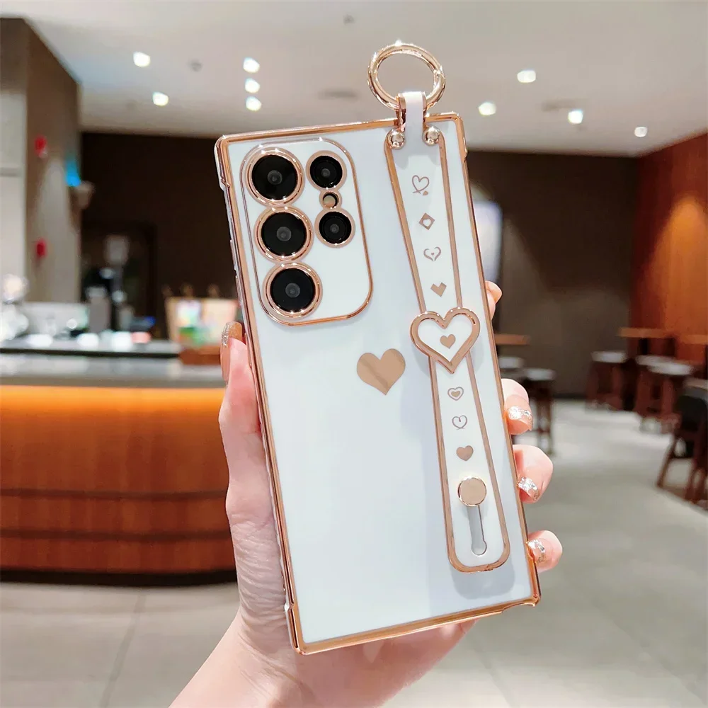 Chic Love Heart Wrist Strap Phone Case
