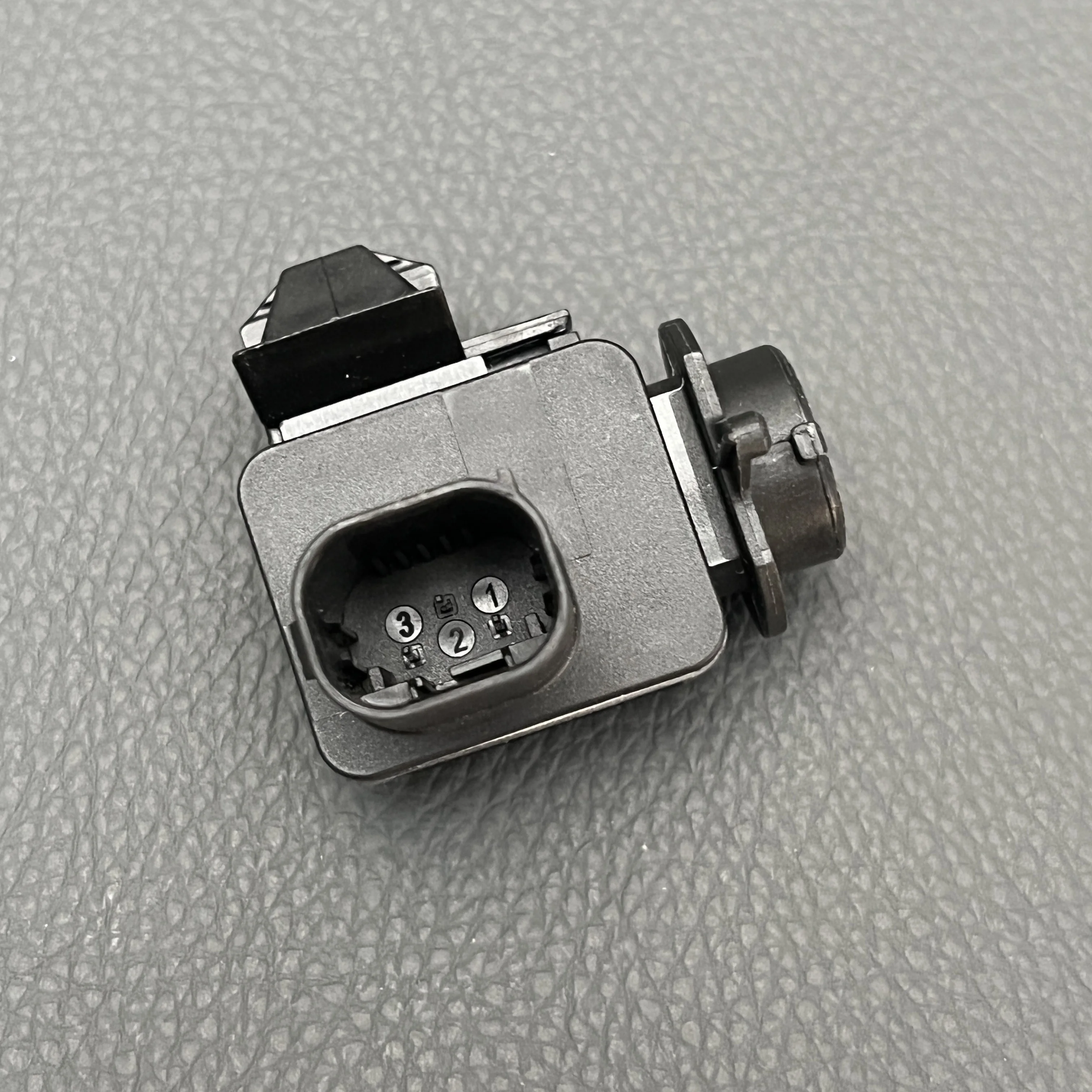Air Quality Sensor VW PASSAT B8 Golf 7 Golf 8 Tiguan Skoda Octavia Seat Leon 2013-Audi Q4 Q5 Q6 5QJ907643 5Q0907643 air quality sensor