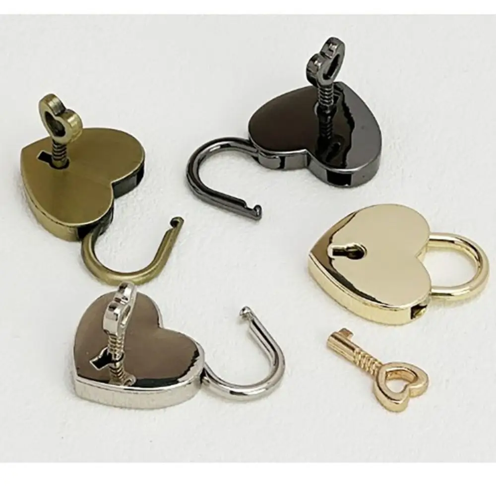 1PC New Heart Shape Padlock Diary Book Suitcase Mini Padlocks Travel Wedding Antique Style Key Lock Jewelry Box Lock