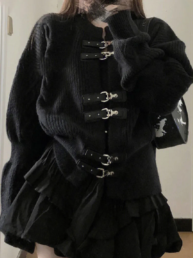 

Bleted Button Black Knitted Cardigan Women Cool Punk Loose Sweater Jacket Y2k Aesthetic Tops Casual All Match Harajuku