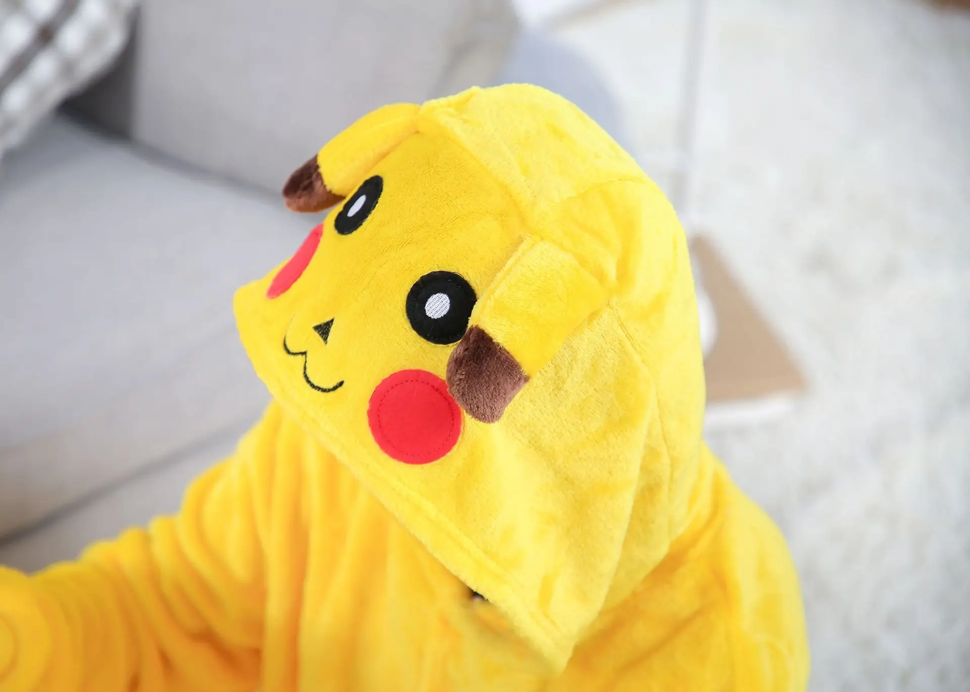 Pijama de flanela luxuoso para crianças, fantasia pokemon, terno