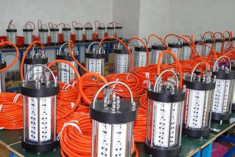 Рисунок 6 - Светодиодный подводный фонарь для рыбалки IP68