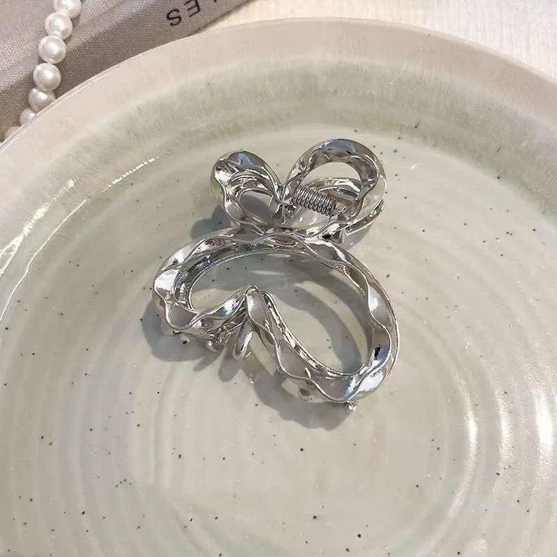 Irregular Metal Butterfly Alloy Hair Clip Women's Quirky Design Back of Head Bun Clip Shark Clamp Hair Accessories