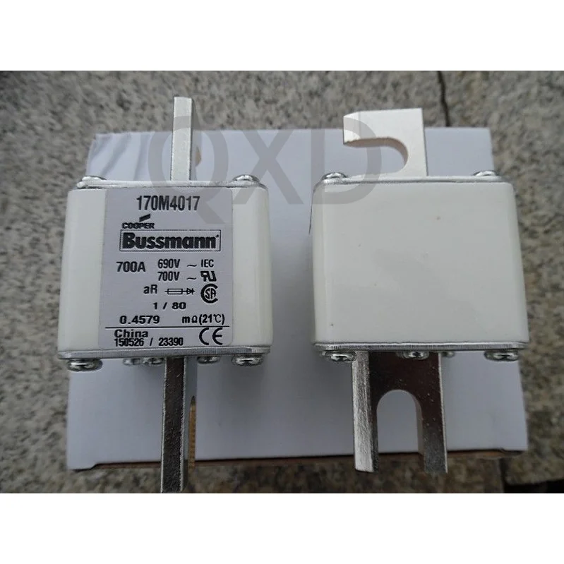 

Предохранители Bussmann 170M4017 700A 690 В/170M4067 700A 690 В aR