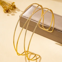 Elegant Women's Necklace with Minimalist Design (Gold - color)
