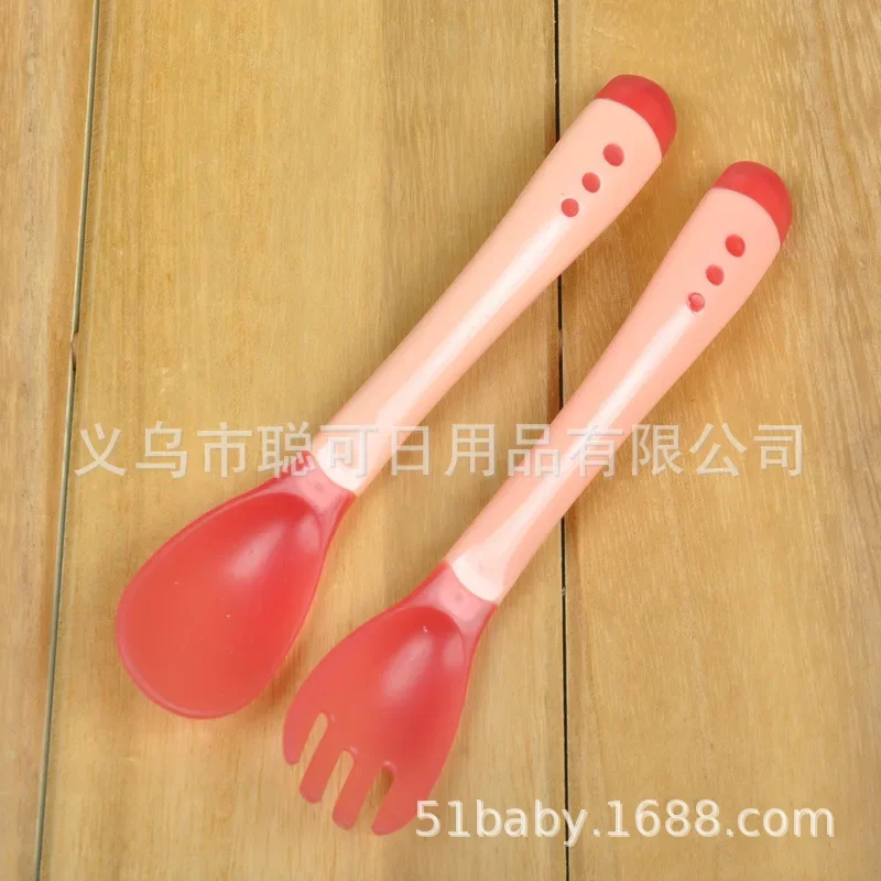 Hot Sale 3pcs/set Small Toddlers Utensils Plastic Baby Spoons Infant  Feeding Tool Heat Sensitive Kids Tableware - AliExpress