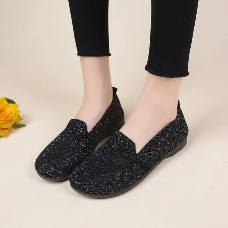 

New Mesh Breathable Sneakers Women Breathable Light Slip on Flat Casual Shoes Ladies Loafers Socks Shoes Women Zapatillas Mujer
