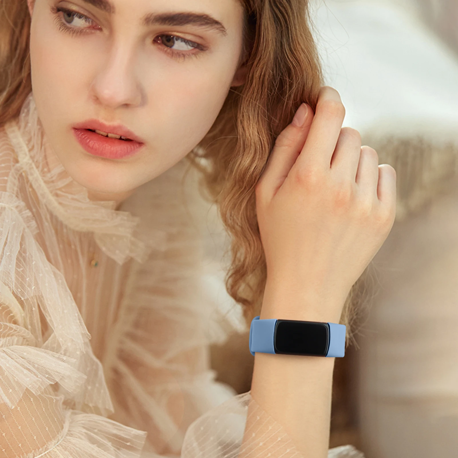 Cinturino Per Fitbit Charge 6 E 5 &ndash; Silicone Regolabile Con Adattatore Per Carica (Nero)