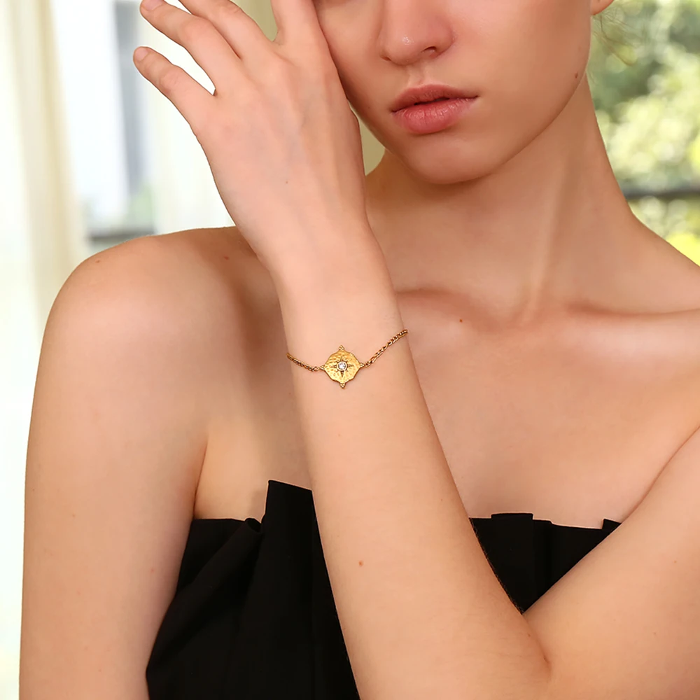 La.Muses Retro Octagonal Star Disc Stainless Steel Bracelet Women's Fashion Waterproof Daily Jewelry Accessories
