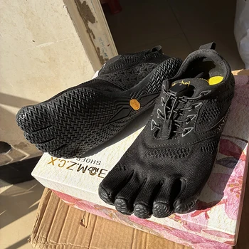 High Quality Women FiveFingers Casual Sneakers Men Safety Walking Shoes Men's Climbing Shoes Designer Unisex Split Toe Shoes 1