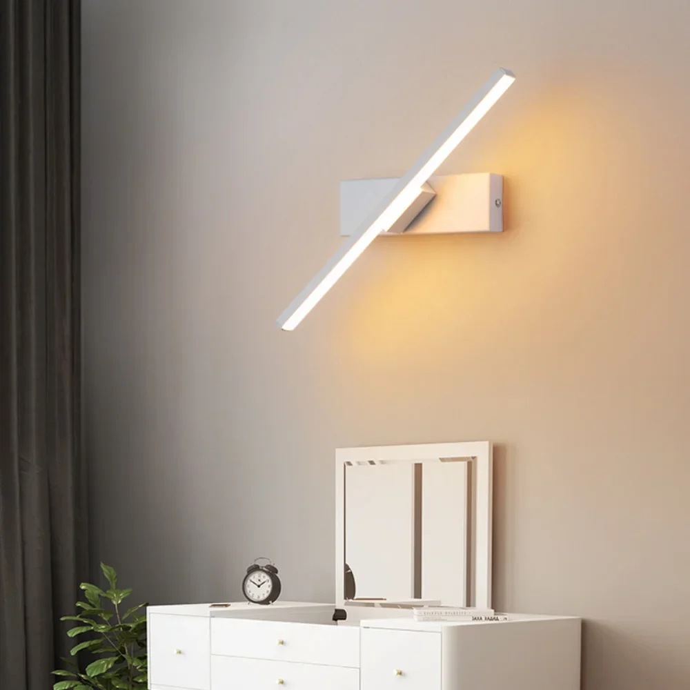

Современная Минималистичная прикроватная лампа в скандинавском стиле для спальни, креативные светильники для лестницы, вращающаяся настенная лампа для гостиной, настенная лампа