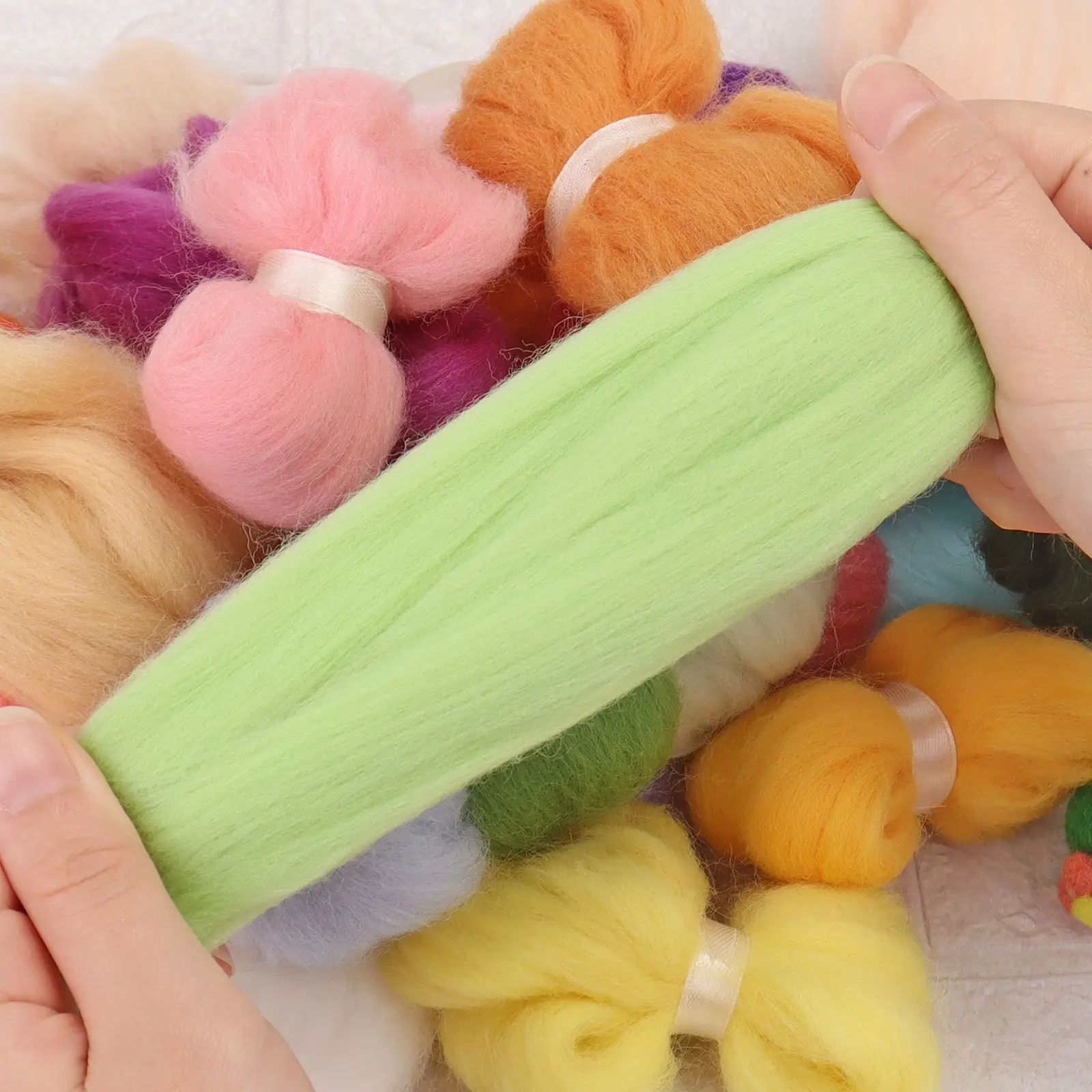 Wool Felting Kit 5g/Bag Multicolor Wool Felting DIY Cactus Ornament Felt Toys Craft Basic Materials Sheep Wool Felting Handmade Poke Tools Wool Felting Kit Needle Felt Kit Needle Felting Wool Wool Felting Needles Needle Felting Mat Wool Felt Accessories