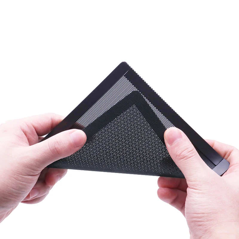 Рисунок 4 - Черная поликарбонатная сетка для