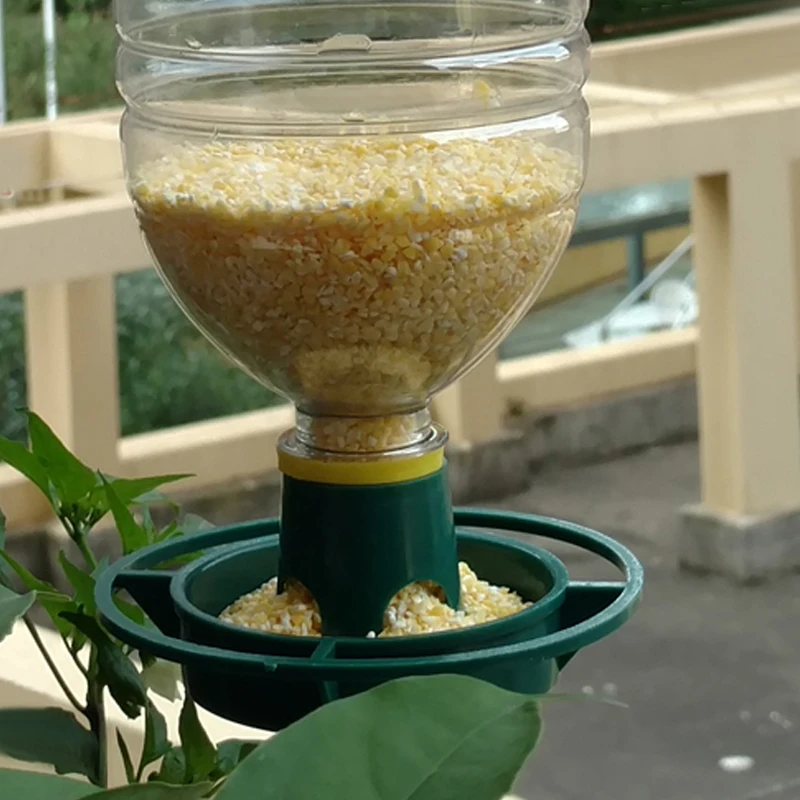 Recycle Empty Soda Bottle Top Bird Feeder Automatical Feeding Outdoor Hanging Feeding Tray 5pcs
