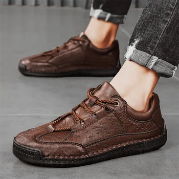 Scarpe da trekking all'aperto da uomo di marca di alta qualità Suole fatte a mano Scarpe casual sportive da uomo per pendolarismo Scarpe da guida da campeggio versatili 1