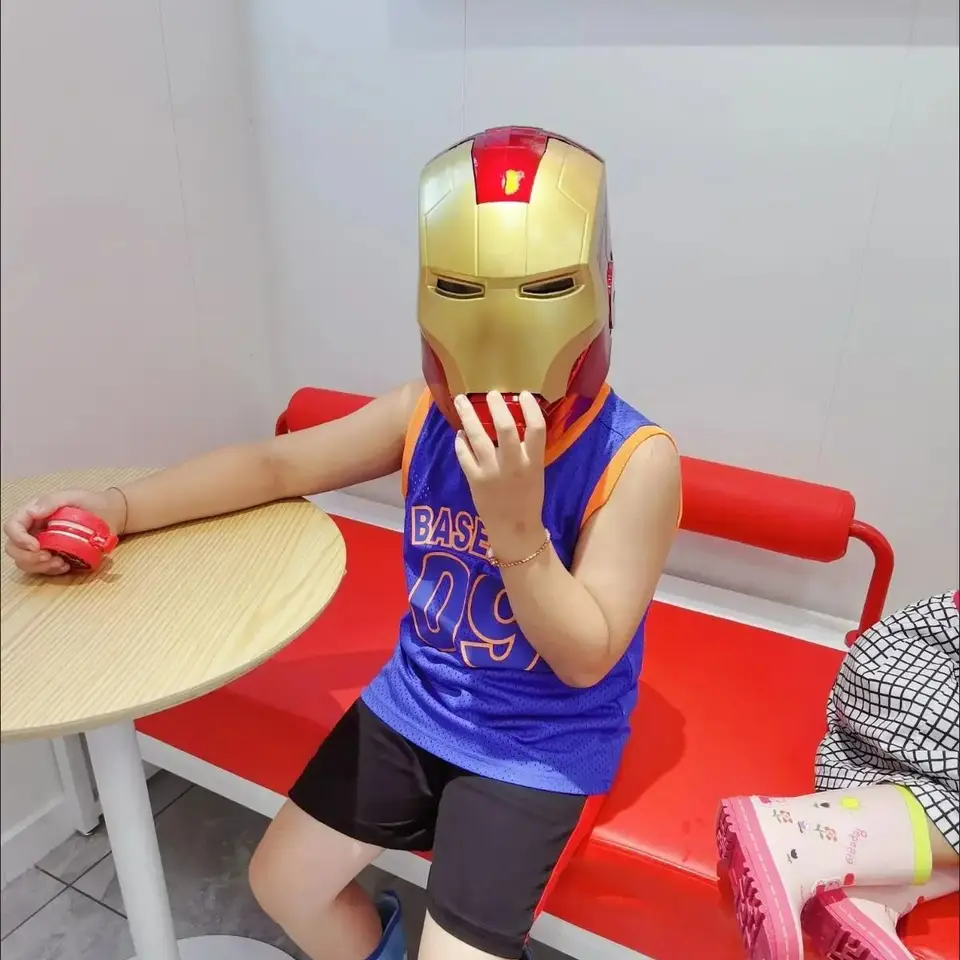 MK43 アイアンマン ヘルメット LEDライト付き 1:1 着用可能 スーパー