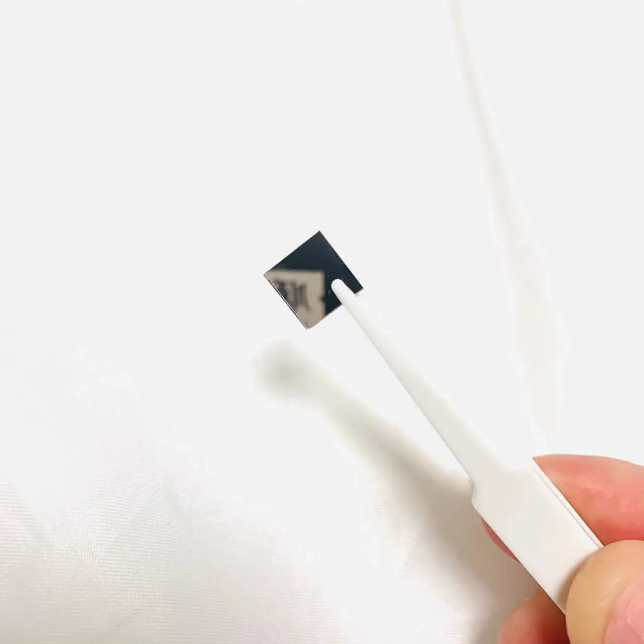 각 유형 3개 크기 16.95x16.95x1mm 725nm 및 950nm IR 협대역 통과 필터 유리