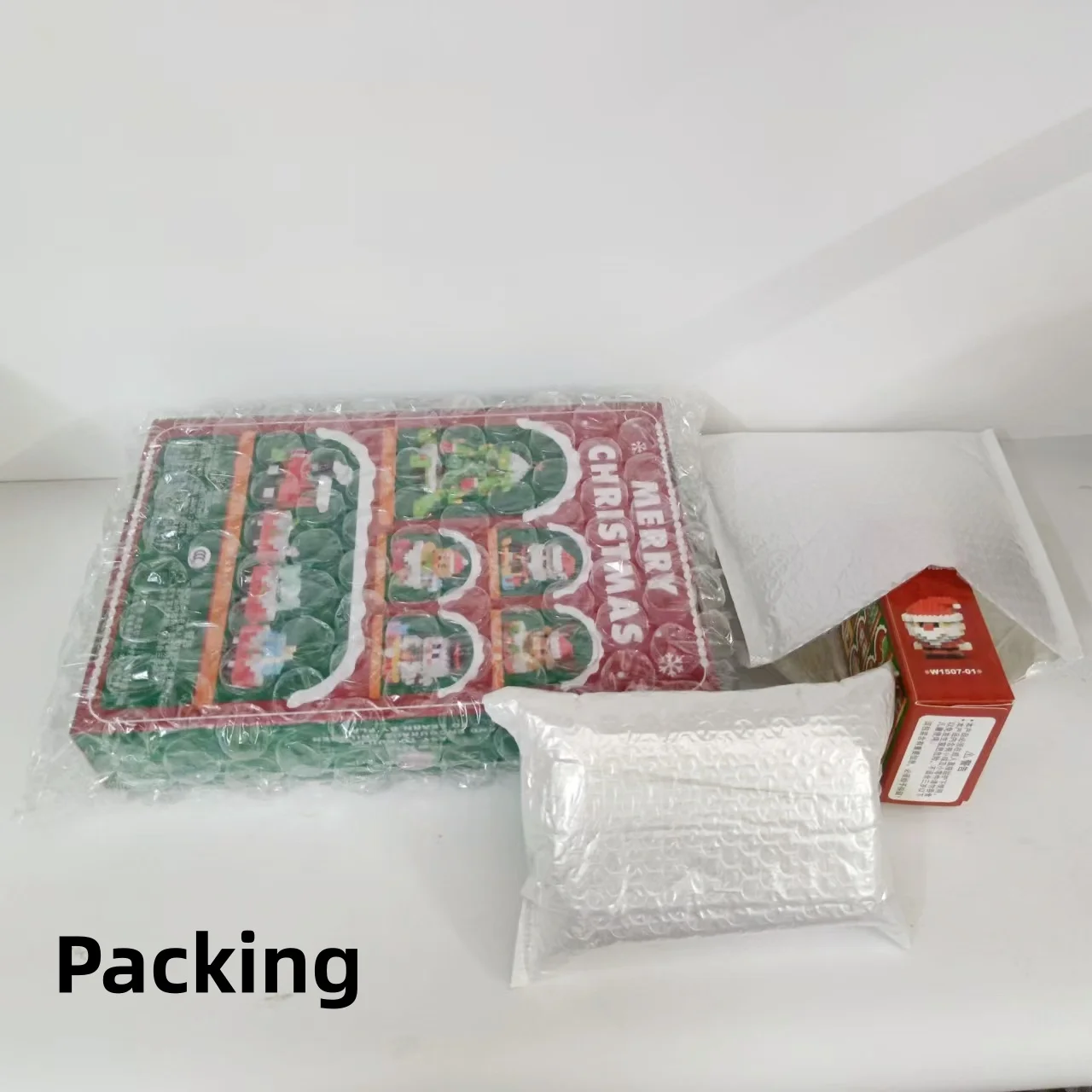 Festive Holiday Micro Building Blocks Set - Santa, Christmas Tree, Reindeer, Snowman Elements - Ideal Gift