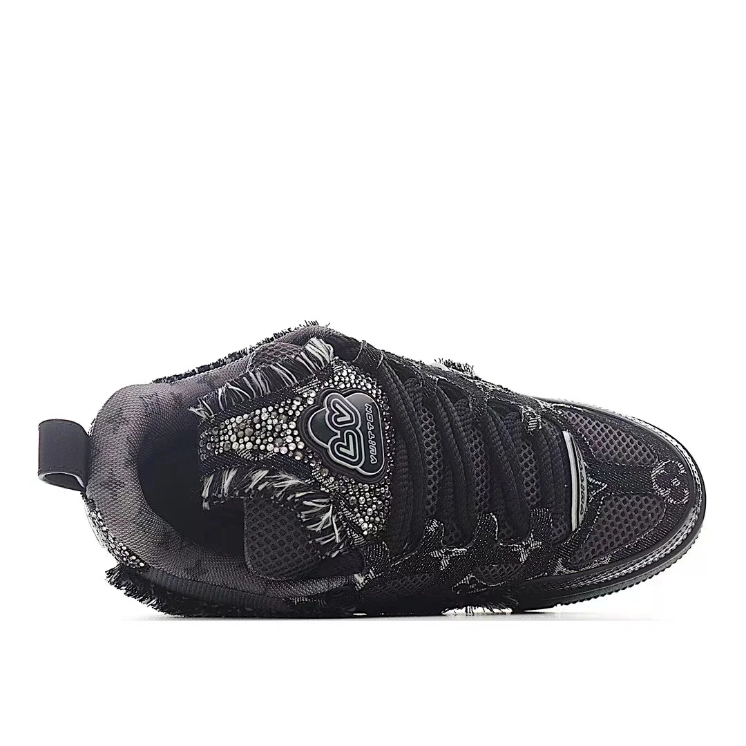 LOUIS VUITTON Skate Rhinestone Lace-up Low-top Fashion Skateboard