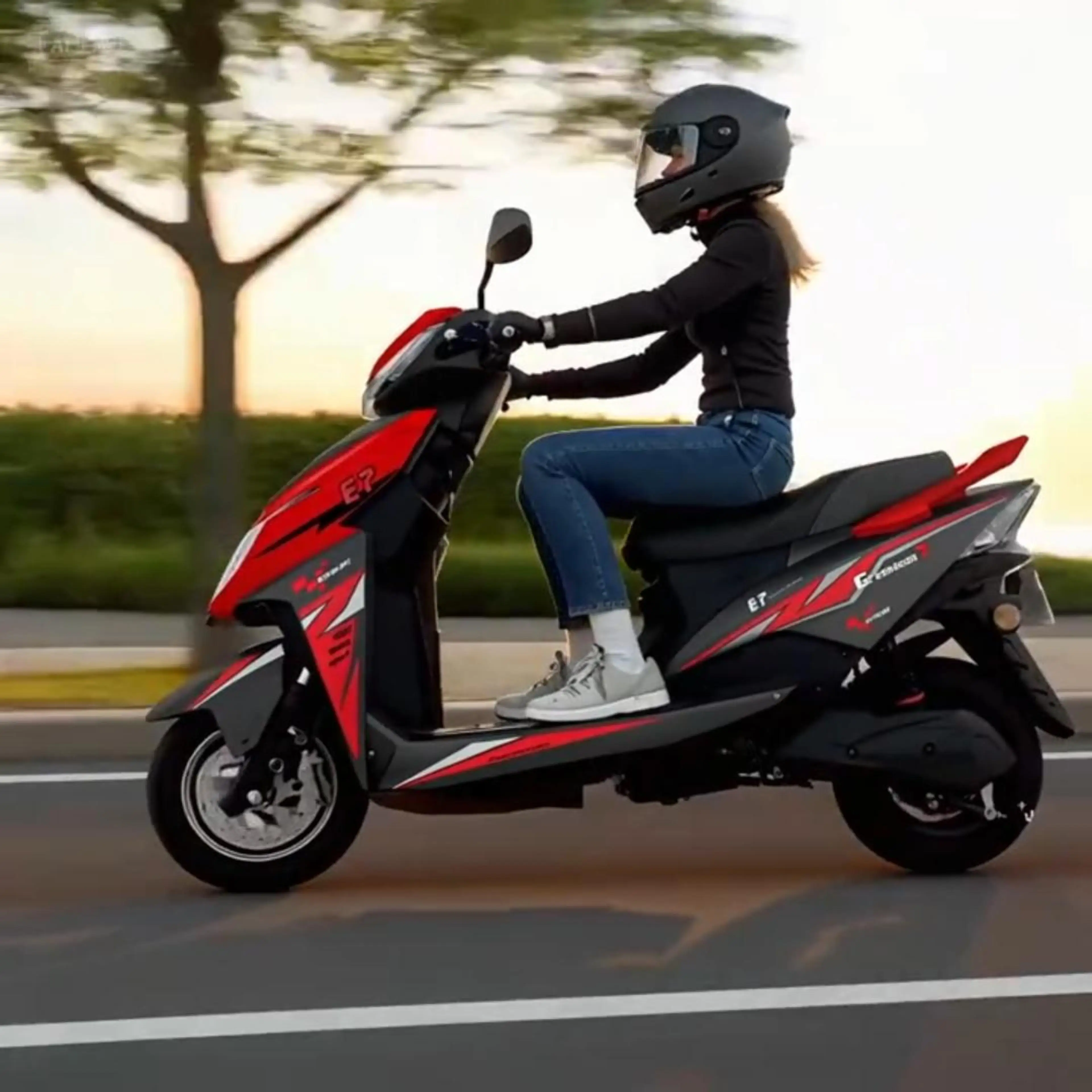 SXLL Factory-Priced 1500W Steel Electric Motorbike Best Electric 72V Street Moto Sportbikes Moped Scooter
