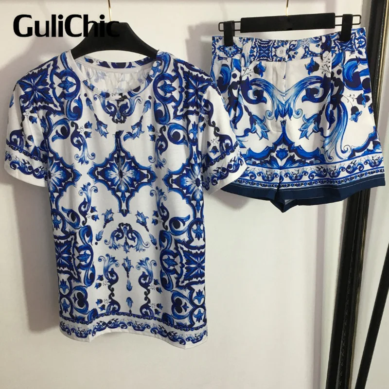 

8.24 GuliChic Women Vintage Blue Porcelain Print O-Neck Short Sleeve T-Shirt And High Waist Shorts Casual Set