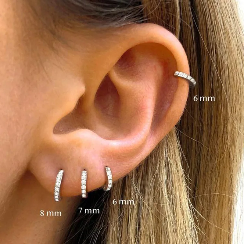 Pendientes de aro de acero inoxidable para hombre y niña, aretes pequeños de arcoíris, Piercing de hélice pequeña para cartílago, 2 unidades