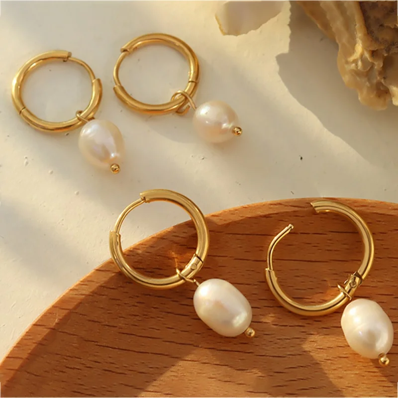 Pendientes De Perlas In Acciaio Inossidabile Orecchini A Cerchio Huggies Placcati In Oro Con Perle D'Acqua Dolce Irregolari Reali
