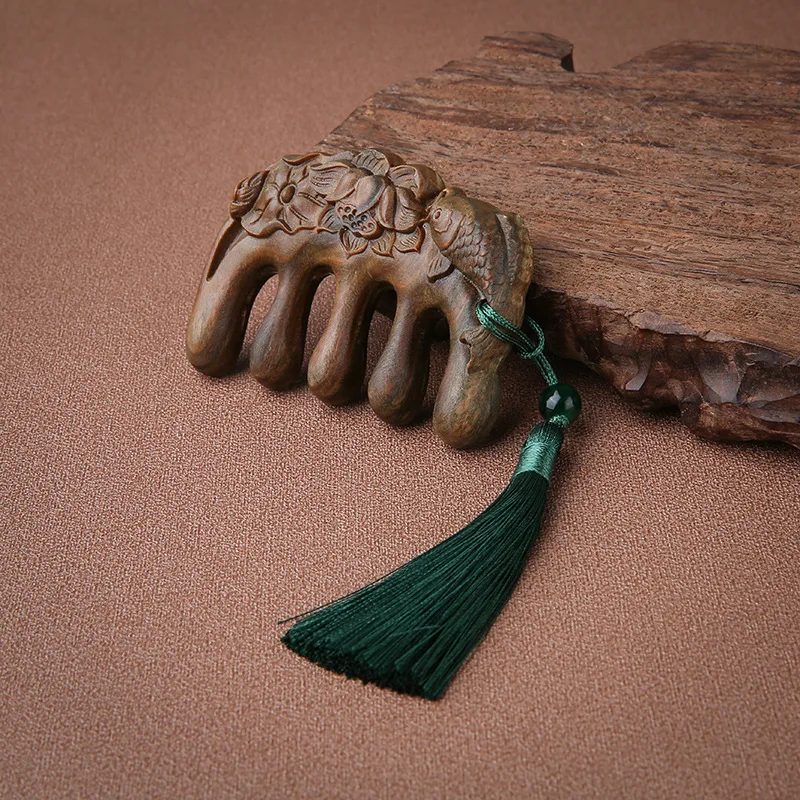 

Natural Wooden Comb Green Sandalwood Comb Anti Static Massage Scalp Comb Chinoiserie Carved Wide Tooth Comb Tassels Woman's Gift