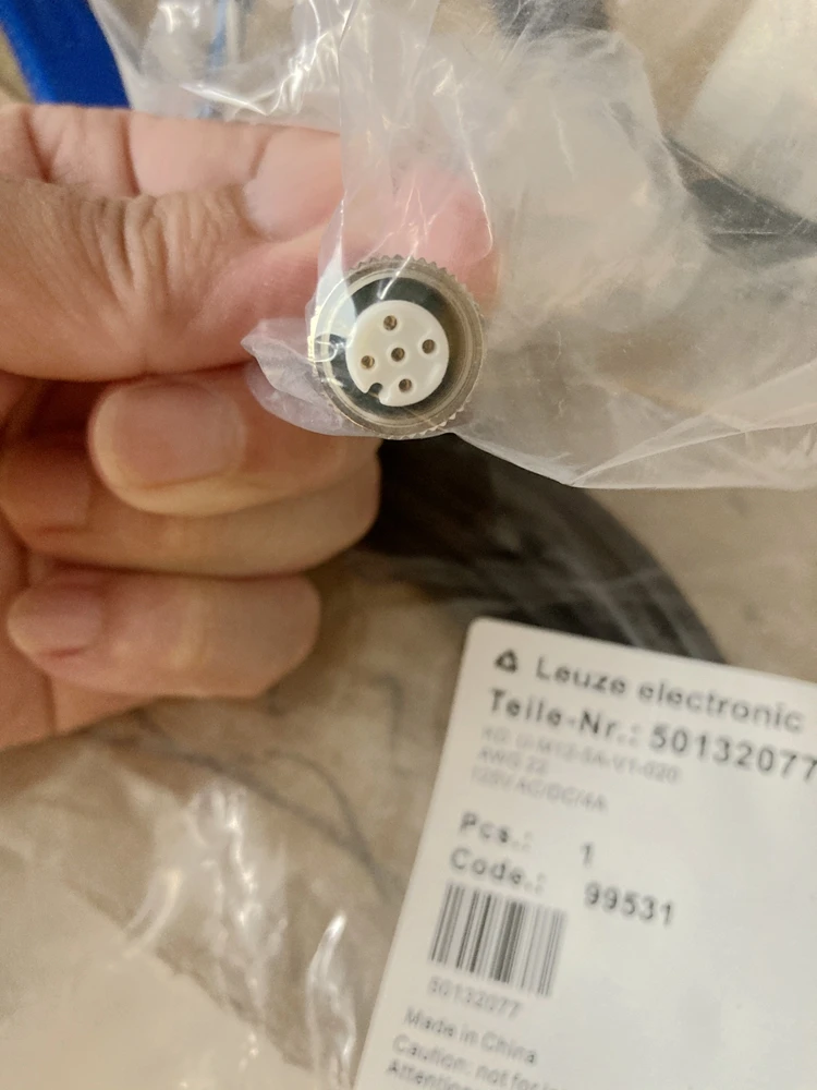 

Новый оригинальный LEUZE cable KD M8A-4P-PVC KD U-M8-4A-V1-020