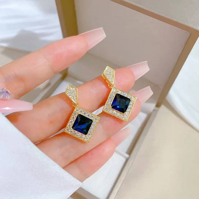 Exquisite Geometry Square Necklace Earrings Bracelet Jewelry Set Charm Ladies Jewelry Fashion Bridal Accessory Set Romantic Gift 6
