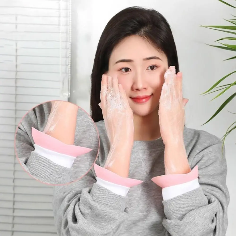 1 Pair Anti-Splash Face Wash Wristbands Soft Silicone Washing Wrist Strap Waterproof Prevent Wetness Wrist Washband Kitchen washing wristband