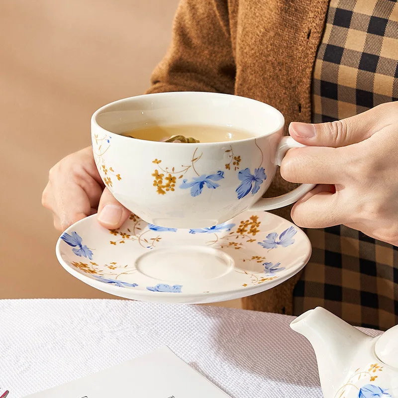 Chinese Style High Grade Porcelain Teapots, Flower Pattern Ceramic, Kung Fu Ceramic Household, Creative 480ml One Pot, 350ml Cup