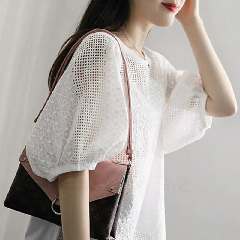 Fashion Embroidery Loose Lace Hollow Out Blouse Female Clothing 2023 Summer New Casual Pullovers Solid Color Korean Shirt