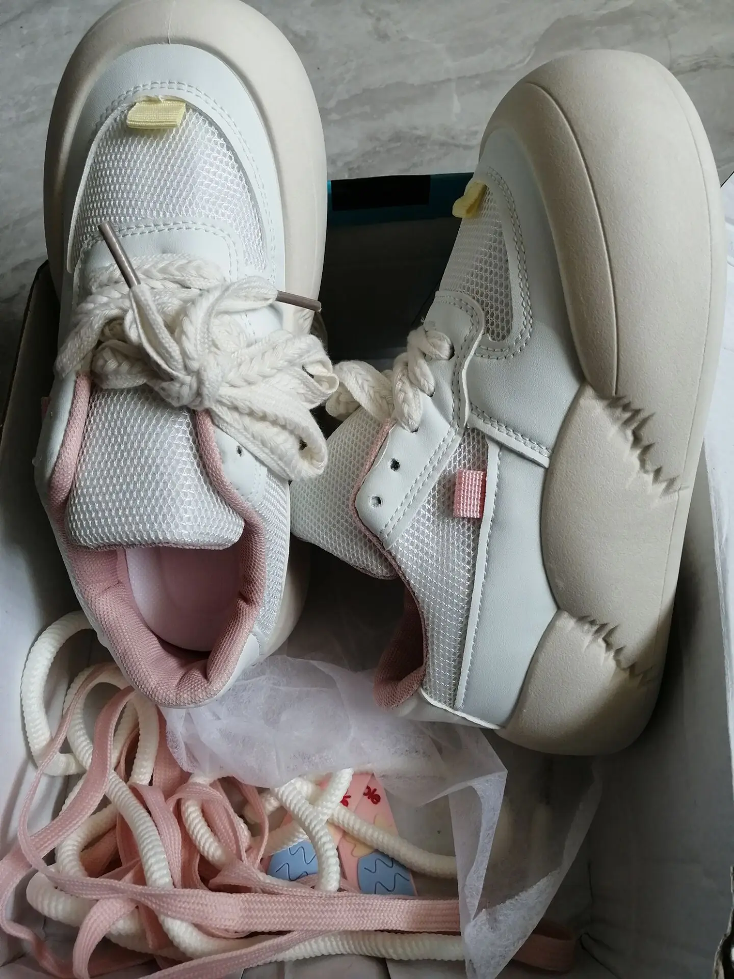 2023 Autumn New Women\'s Niche Design Dopamine Casual Board Ugly and Cute Bread Sneakers Shoes