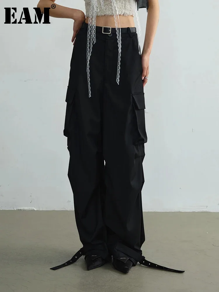 

[EAM] High Waist Black Pocket Casual Long Cargo Pants New Loose Fit Trousers Women Fashion Tide Spring Autumn 2024 1DH3192