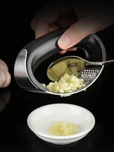  Stainless Steel Garlic Press Crusher Manual Garlic Mincer Chopping Garlic Tool Fruit Vegetable Tools Kitchen Accessories Gadget 