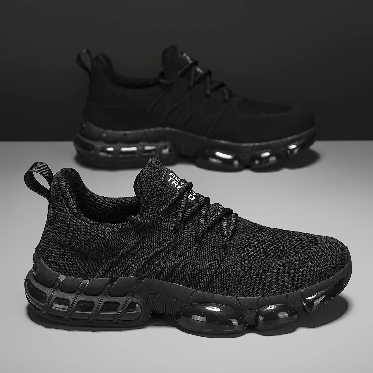 Men's Casual Sneakers - Lace-Up Low-Top Design, Available in Large Sizes, Comfortable for All Seasons - Black Gold/Gray/Black-Red Options - Casual Lightweight Running Shoes, Suitable for Both Men and Women, Durable Eva Sole - Unisex Sneakers, Suitable for Gym, Jogging, Walking - Lace-Up Closure, Men's Sneakers, Men's High-Quality Shoes, High-Quality Men's Shoes, Men's Sneakers.