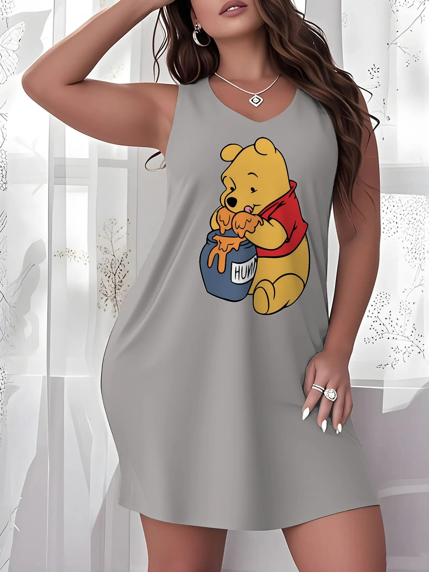 فستان نسائي صيفي 2025 بدون أكمام ورقبة دائرية نمط...