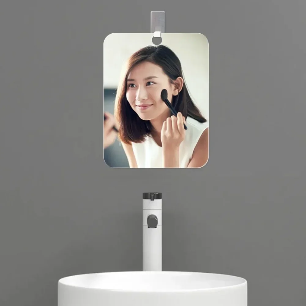 1pc Acrylic Mirror With Wall Suction Shower Mirror For Man Shaving Women Makeup Portable Travel Bathroom Accessories 2